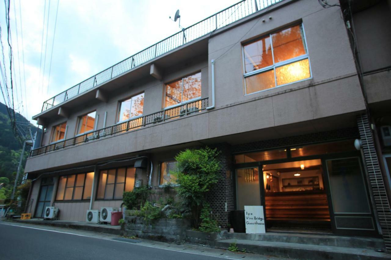 Iya Vine Bridge Guest House Miyoshi  Extérieur photo